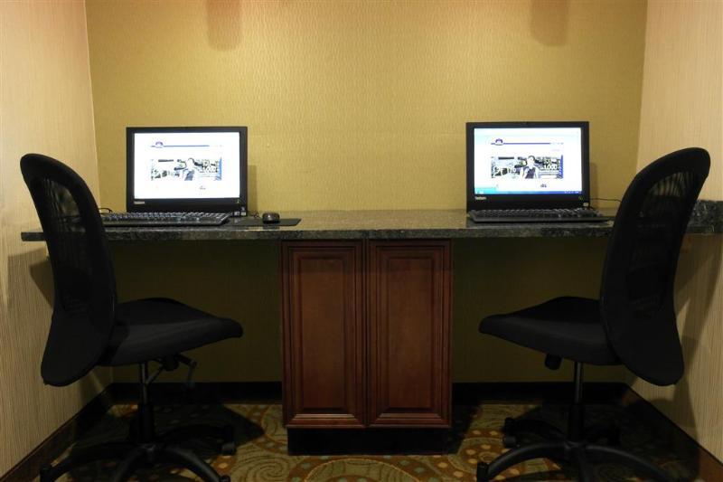 Spark By Hilton Bensalem Philadelphia Екстериор снимка